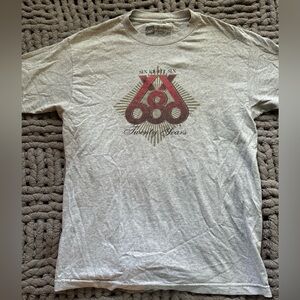 686 shirt